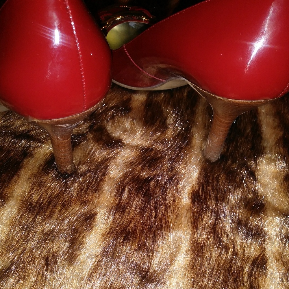 Guess Heels - Picture 5 of 5